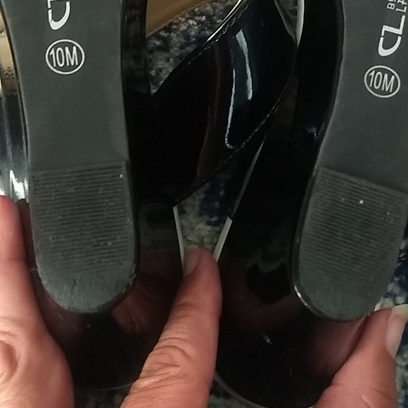 Sandles - Picture 4 of 6